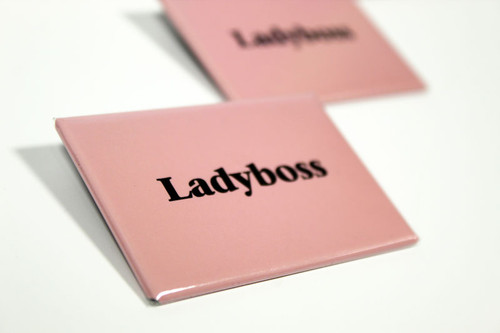 Personalized Buttons in Custom Shape Rectangle